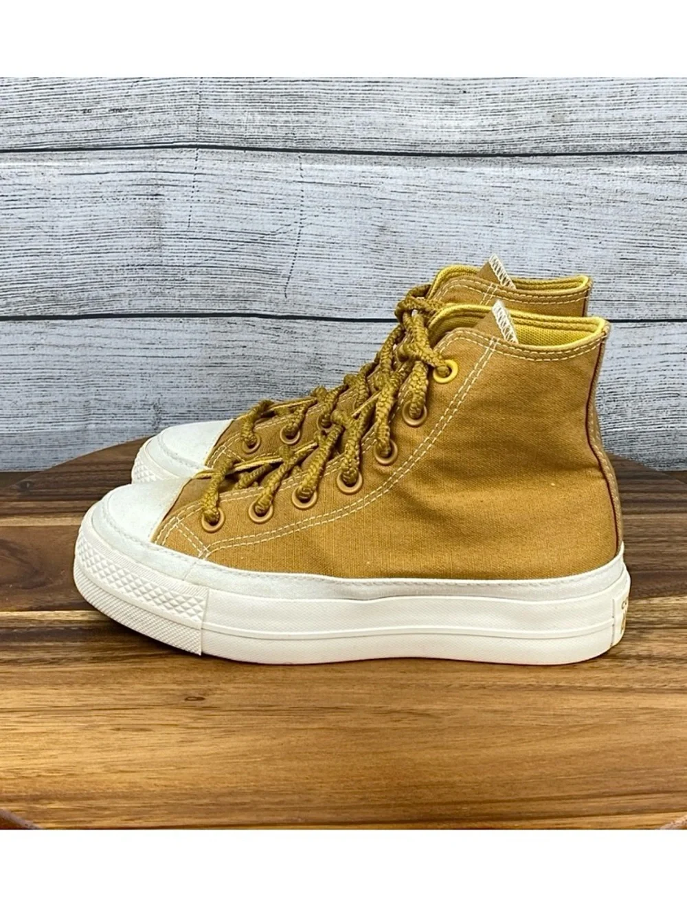 Converse Chuck Taylor All Star Lift Platform High Burnt Honey Shoe Womens Size 5